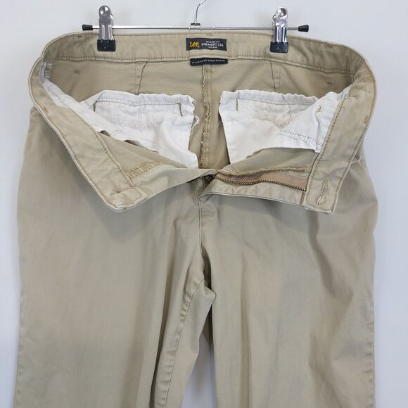 Lee Chino Pants Relax Fit Straight Leg Women 12 Mid Rise Beige Workwear Uniform - Picture 12 of 12